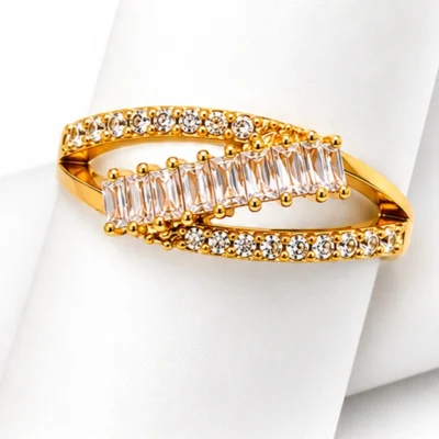 Radiant Leaf Ring